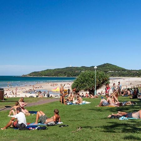 Sea Breeze On Main Beach Μπάιρον Μπέι Εξωτερικό φωτογραφία