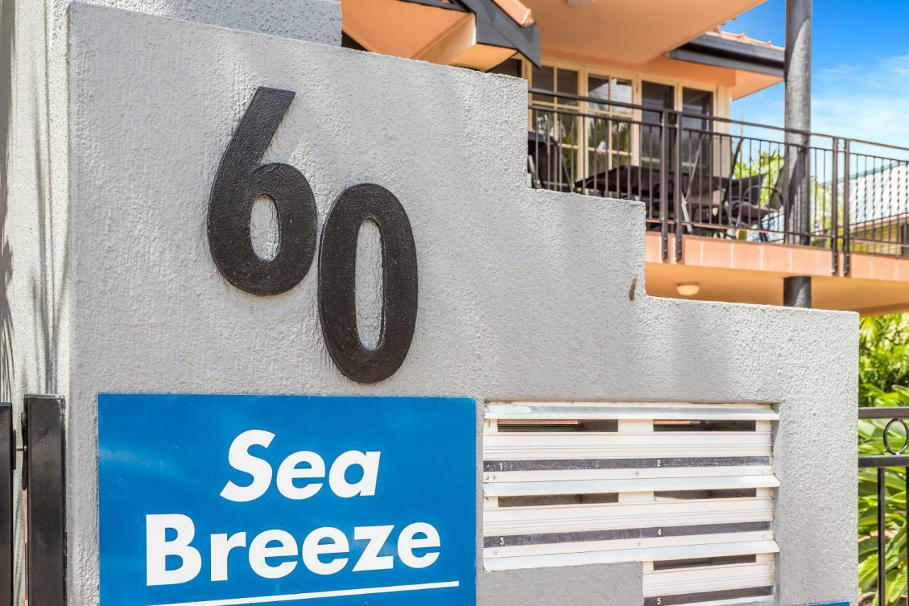 Sea Breeze On Main Beach Μπάιρον Μπέι Εξωτερικό φωτογραφία